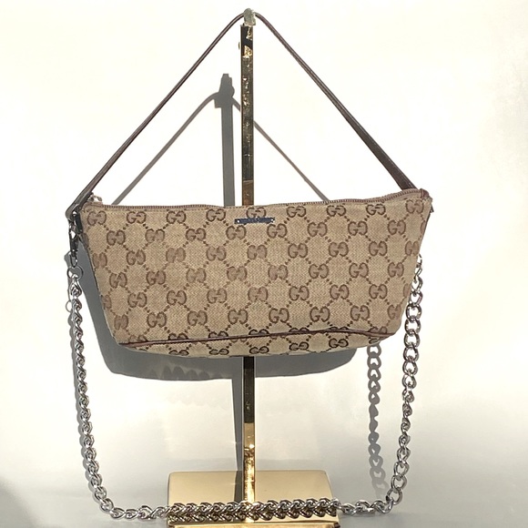 SOLD Authentic Gucci shoulder bag with detachable chain strap classic monogram
